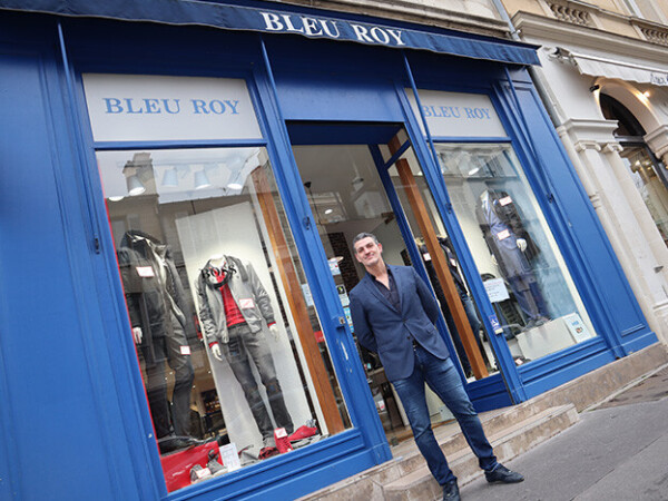 Bleu Roy - 78000 Versailles