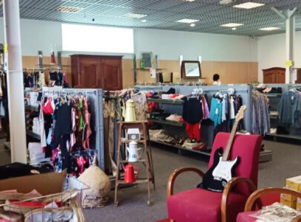 JESS'BOUTIQ - Friperie / Déco - 72800 Le Lude