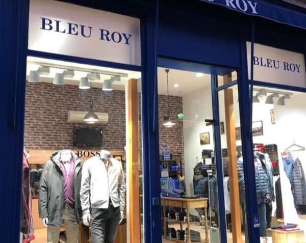 Bleu Roy - 78000 Versailles